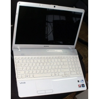 Ноутбук Sony Vaio VPCEB3E1R (Intel Pentium P6100 (2x2.0Ghz) /4096Mb DDR3 /320Gb /Radeon HD5470 /15.5" TFT 1366x768) - Грозный